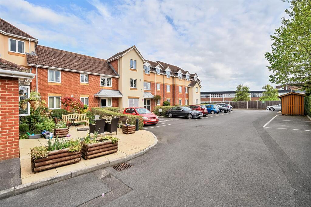 Main image of property: Fern Hill Lodge, Farnborough, Hampshire