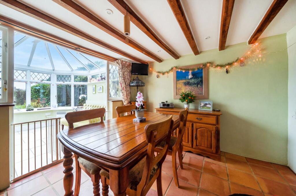 House in Redhill - View 5