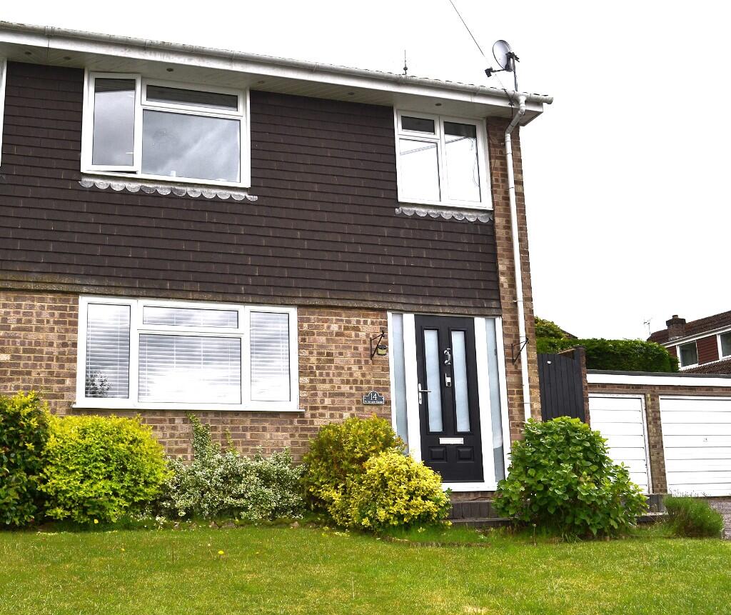 Fairview Close, SO45 photo 2