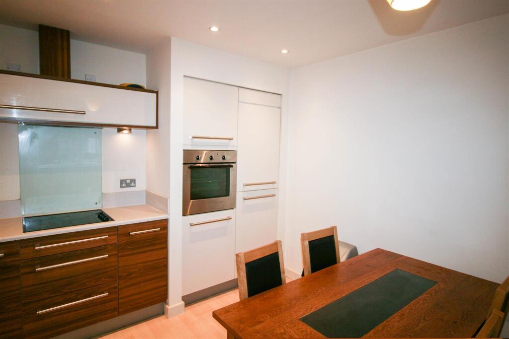 Main image of property: Callisto, 38 Ryland Street