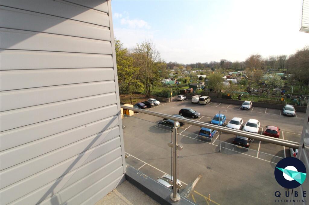 Apartment in Liverpool - View 5