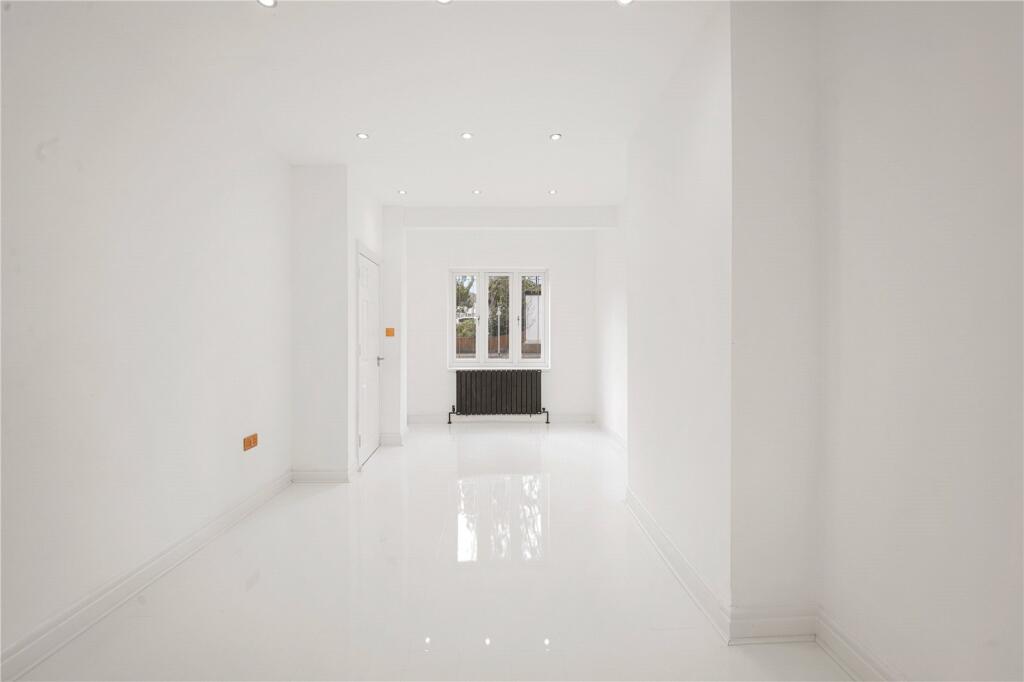House in Ilford - View 5