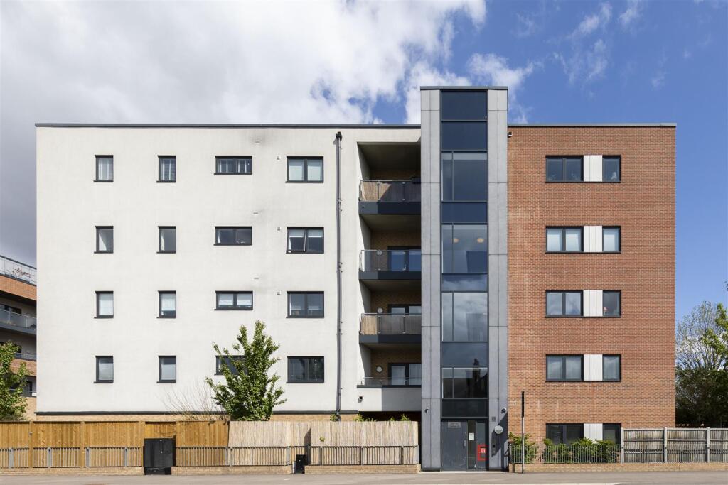Thornbury Way, Walthamstow - View 4