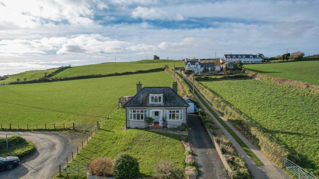 3-bed detached on  Abersoch, Pwllheli, LL53, £425,000