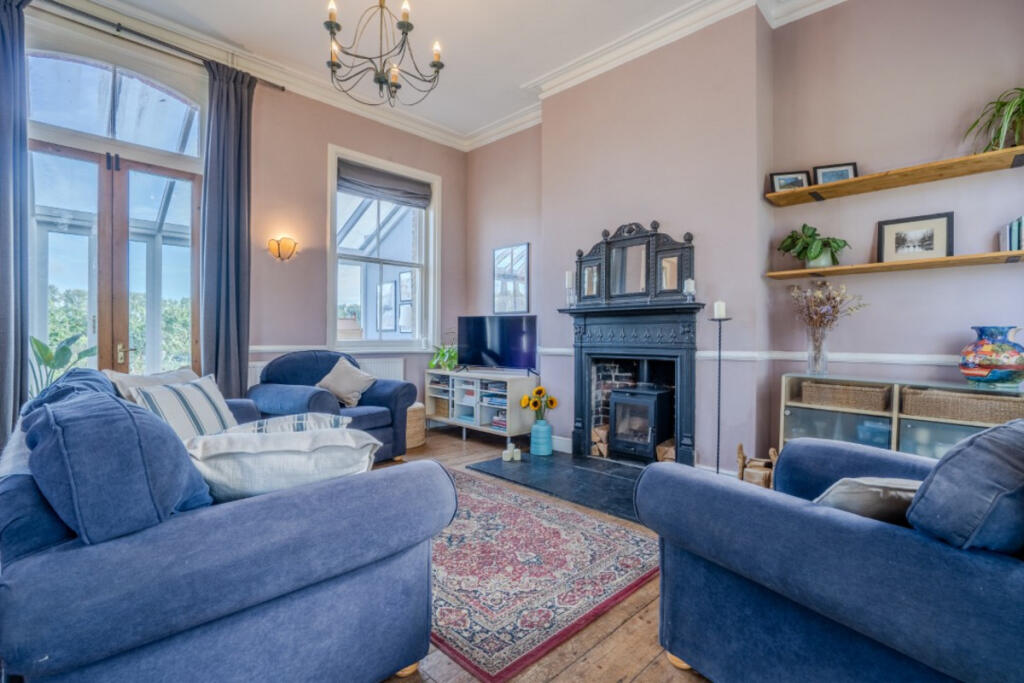House in Norwich - View 5