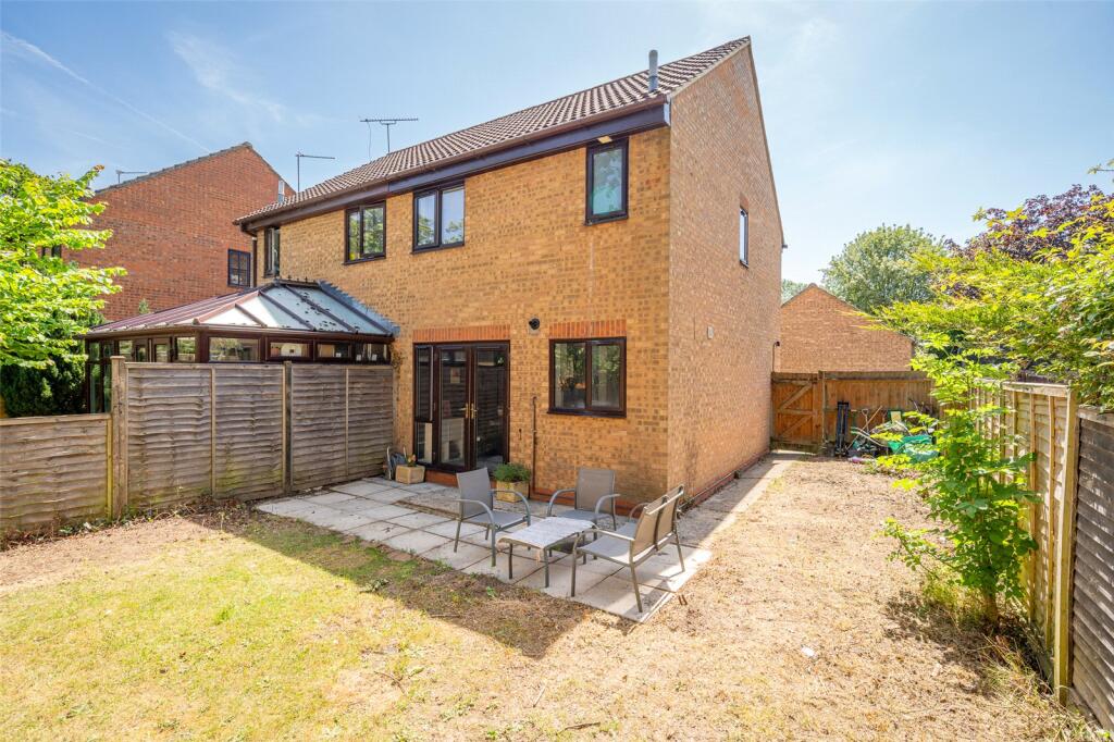 House in Wokingham - View 2