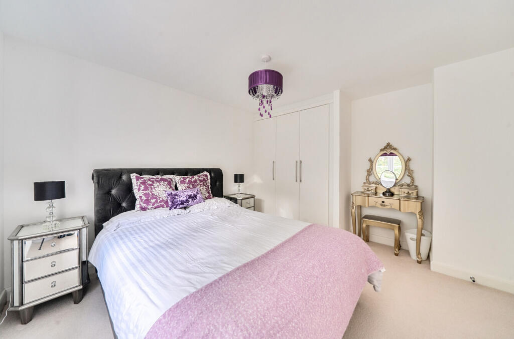 House in Wokingham, Montague Park - View 5