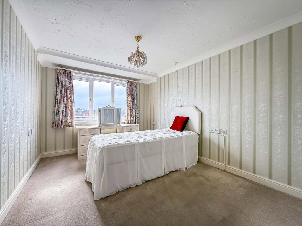 Apartment in Preston - View 4