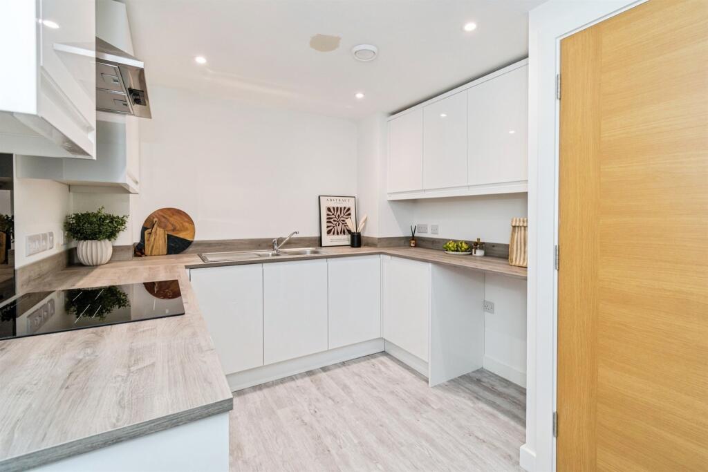 Main image of property: Back Of The Walls, Southampton