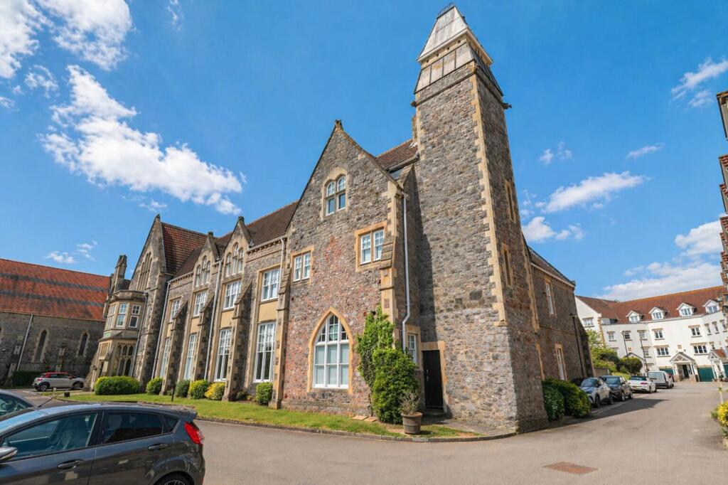 Main image of property: Royal Sands**Royal Court**Sea Views**Perfect Retreat**