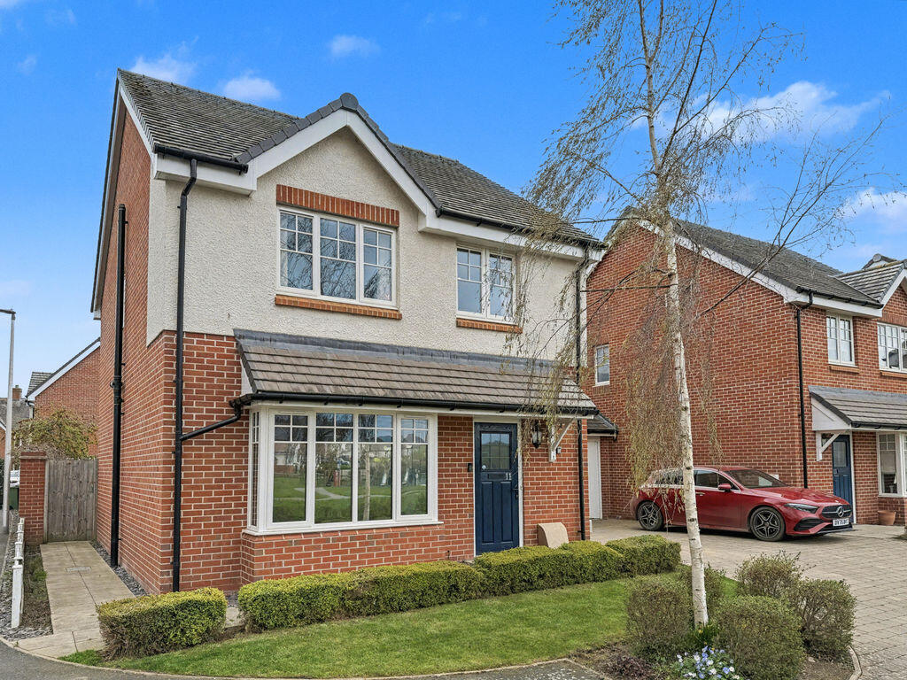 Main image of property: Chantry Place, Sweetlake Meadow, Shrewsbury, SY3 9FP