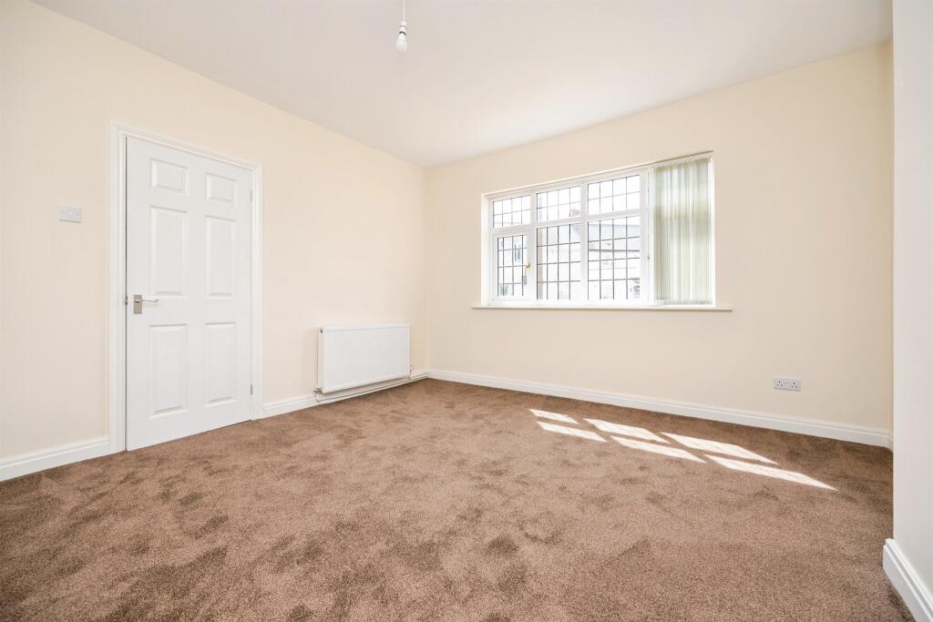 House in Sandwell, West Midlands - View 3
