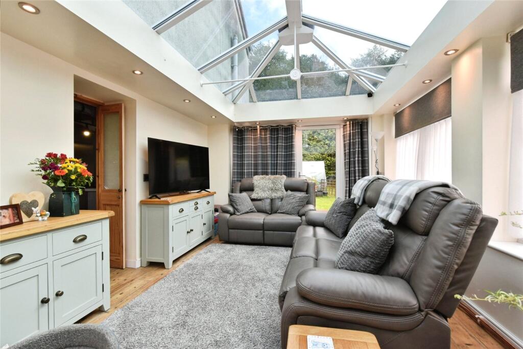 House in Ystradgynlais - View 4