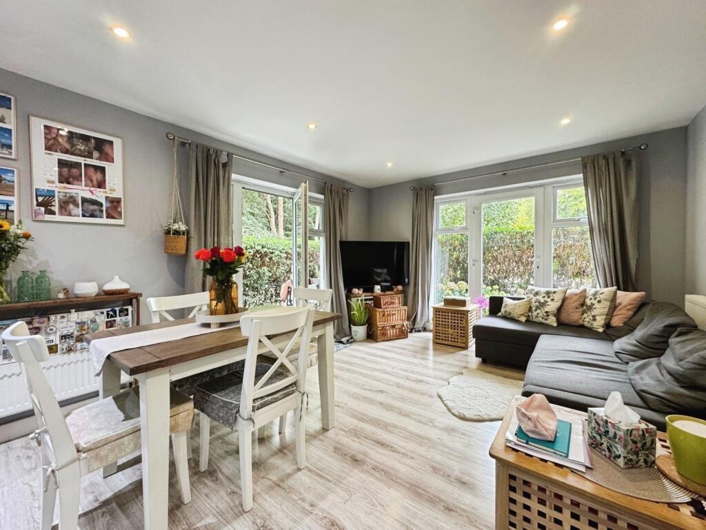 Apartment in Hemel Hempstead, High Wycombe Community Board - View 5