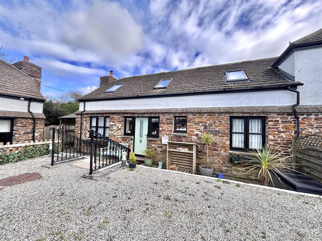 Main image of property: Goonhavern, Truro