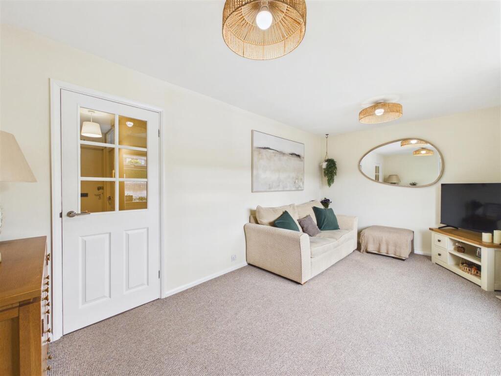 Apartment in Sheffield - View 4