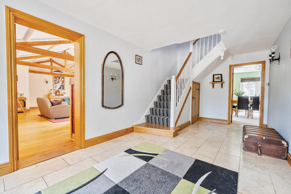 House in Brighton - View 5