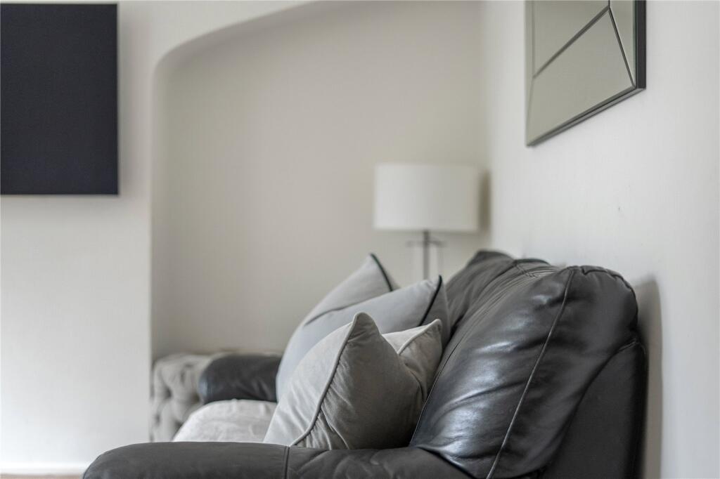 House in Dartford - View 5