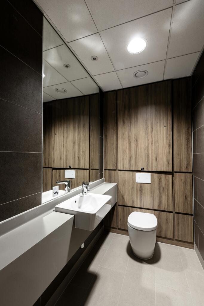 2025- Unit 696 - Stirling Road  - 225141.jpg