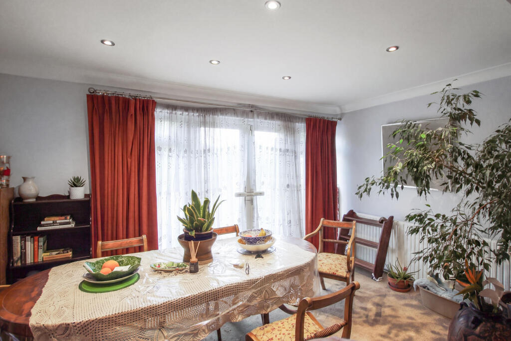 House in Dartford, Wilmington - View 3