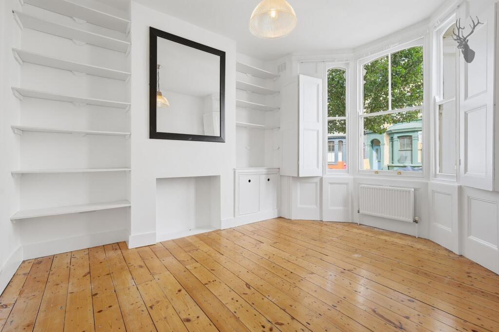 Apartment in London - View 2