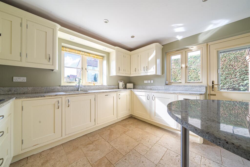 House in King's Lynn and West Norfolk, Docking - View 4