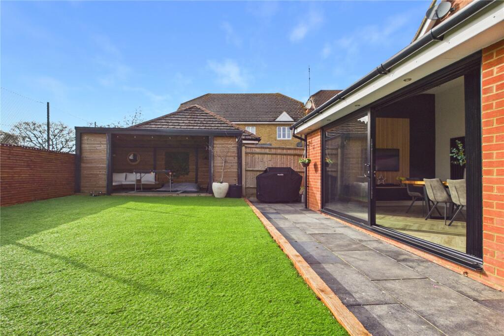 House in Purley on Thames, West Berkshire - View 3