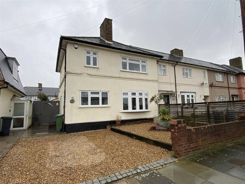 Main image of property: Chadway, Dagenham
