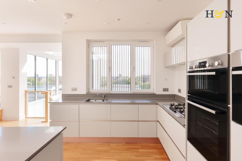 Norbury Drive, North Lancing photo 5