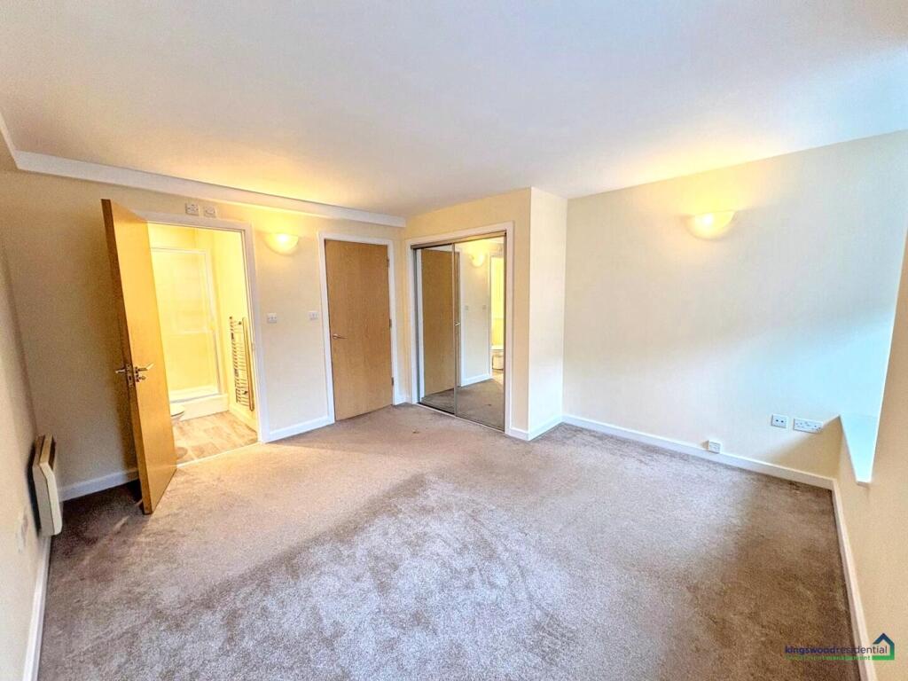 Main image of property: The Hicking Building, Queens Road, Nottingham, NG2 3BU