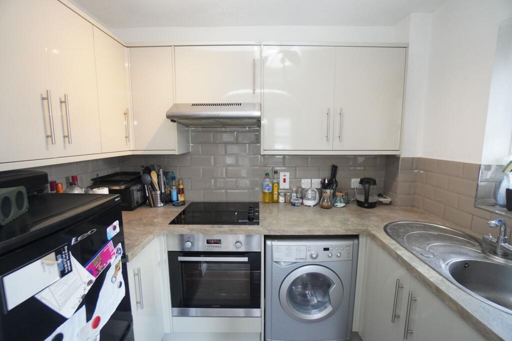 Apartment in Hemel Hempstead, High Wycombe Community Board - View 4