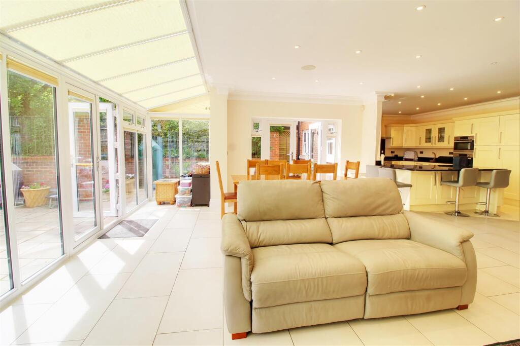 Additional image 15 of Brookmans Avenue, Brookmans Park