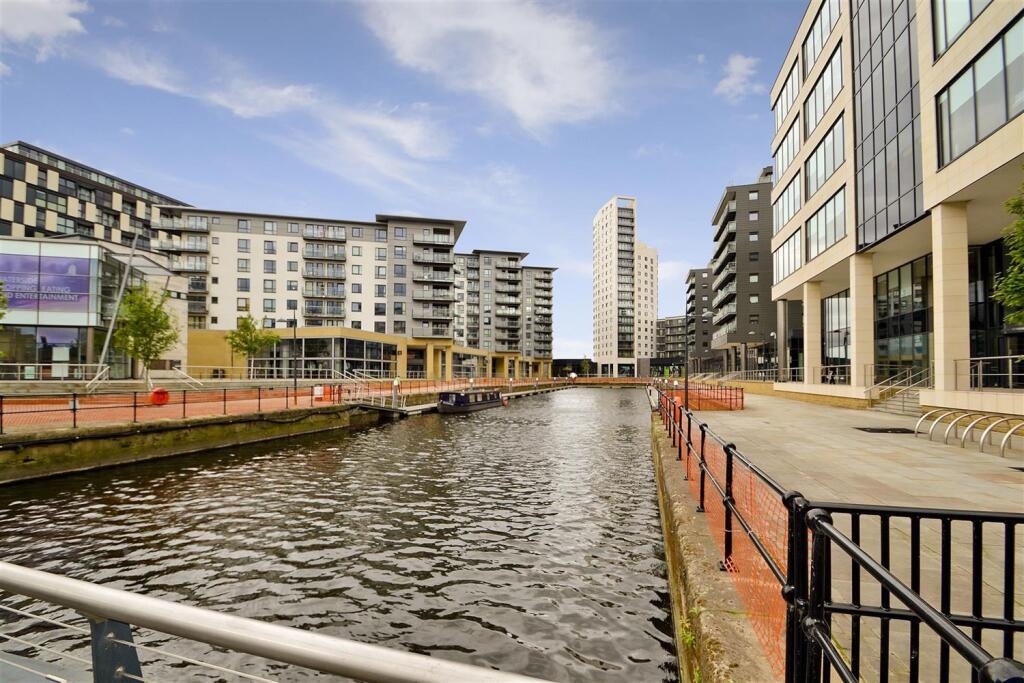 Main image of property: Mackenzie House, LS10