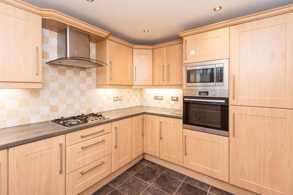 Main image of property: Chatsworth Road, Chesterfield, S40