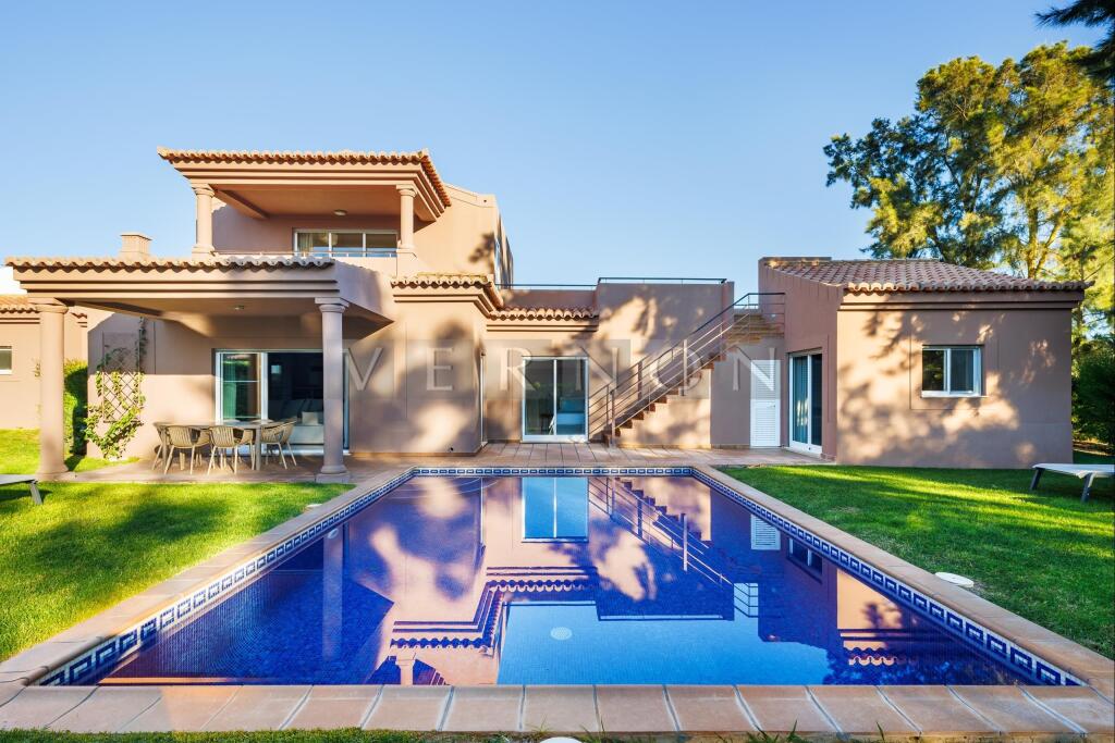 Main image of property: Algarve, Lagoa