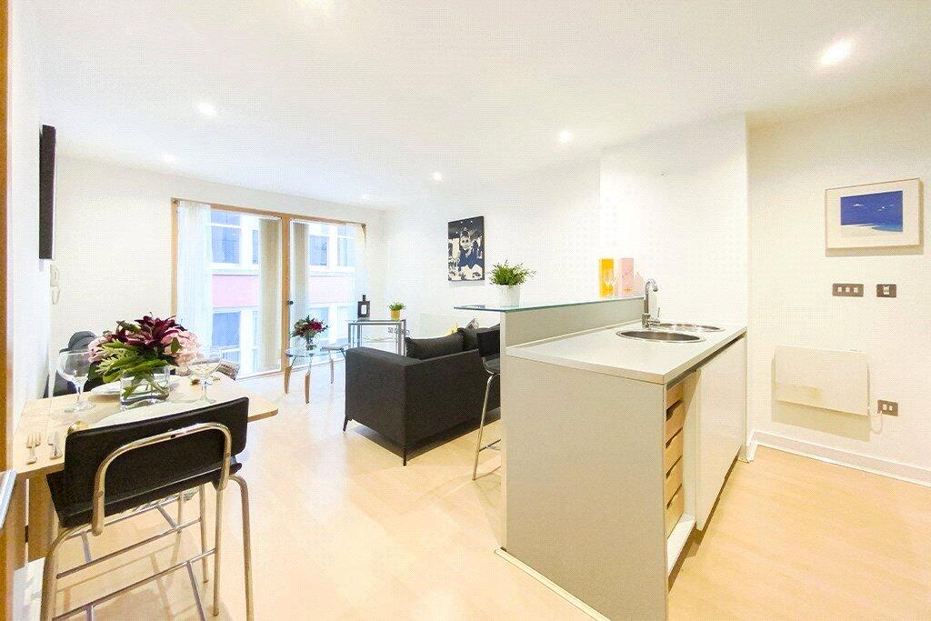 Apartment in Manchester, Northern Quarter, City Centre - View 5