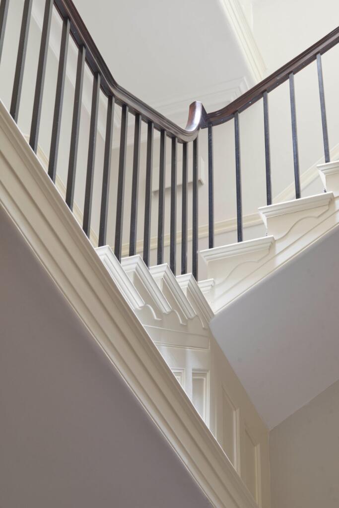 House in London - View 3