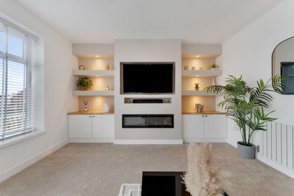 Penrhyn Crescent, Runcorn, WA7 photo 2
