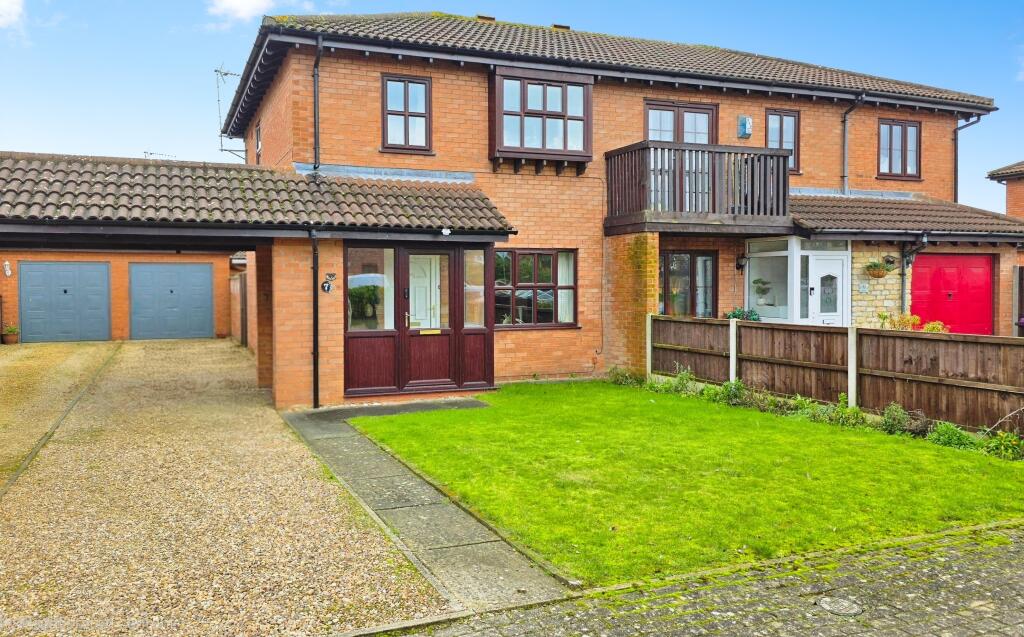 Main image of property: Elmgarth, Sleaford, NG34