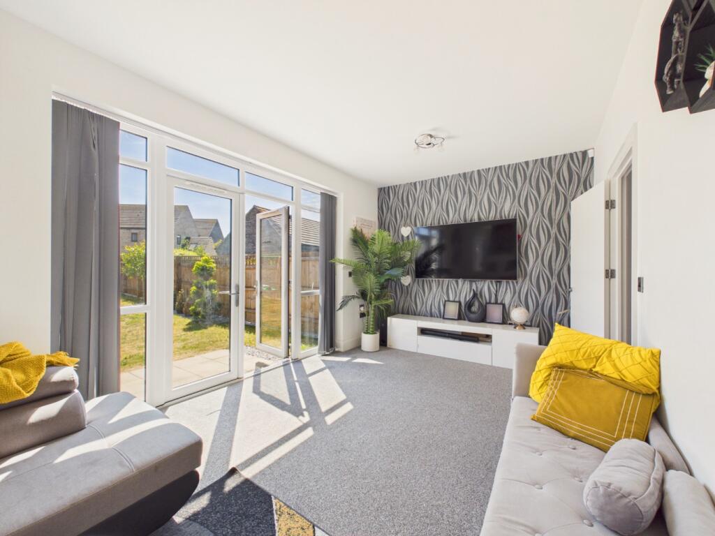 House in Hull - View 3