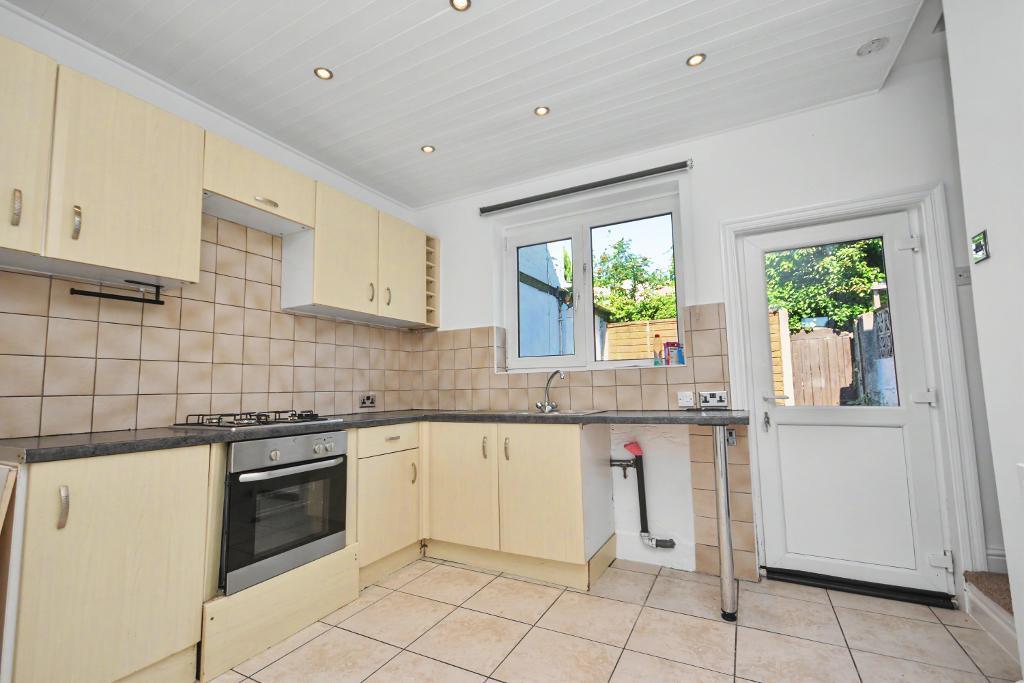 Woone Lane, Clitheroe, Lancashire, BB7 1BG - View 6