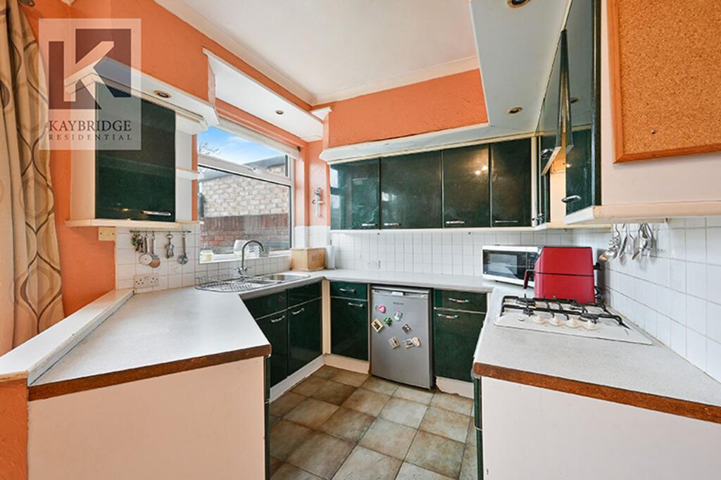 House in Kingston upon Thames - View 4