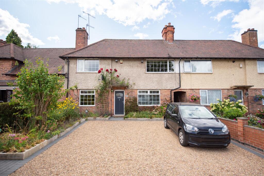 Main image of property: Danethorpe Vale, Nottingham