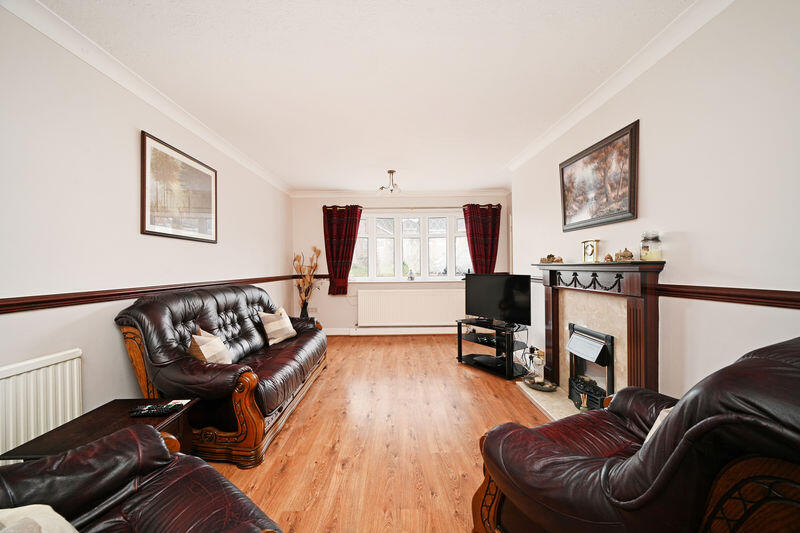 Matlock Drive, Inkersall, Chesterfield photo 2