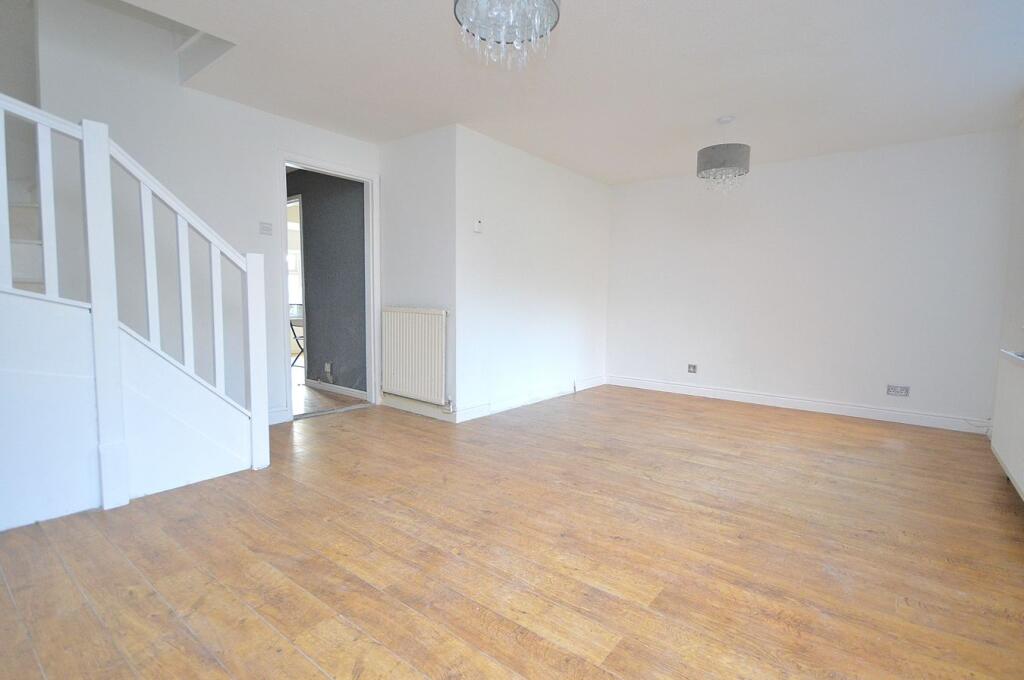 House in Northampton, West Northamptonshire - View 3