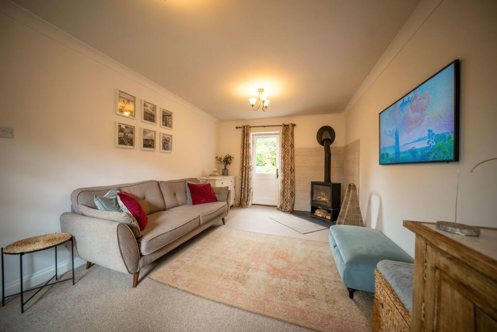 Chestnut Cottage, 3, Litley Court, Hampton Park Road photo 4