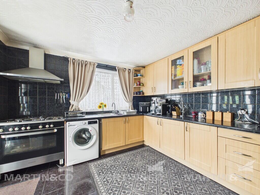 House in Doncaster - View 2