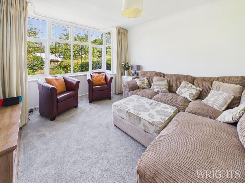 House in Hatfield, Birchwood - View 2
