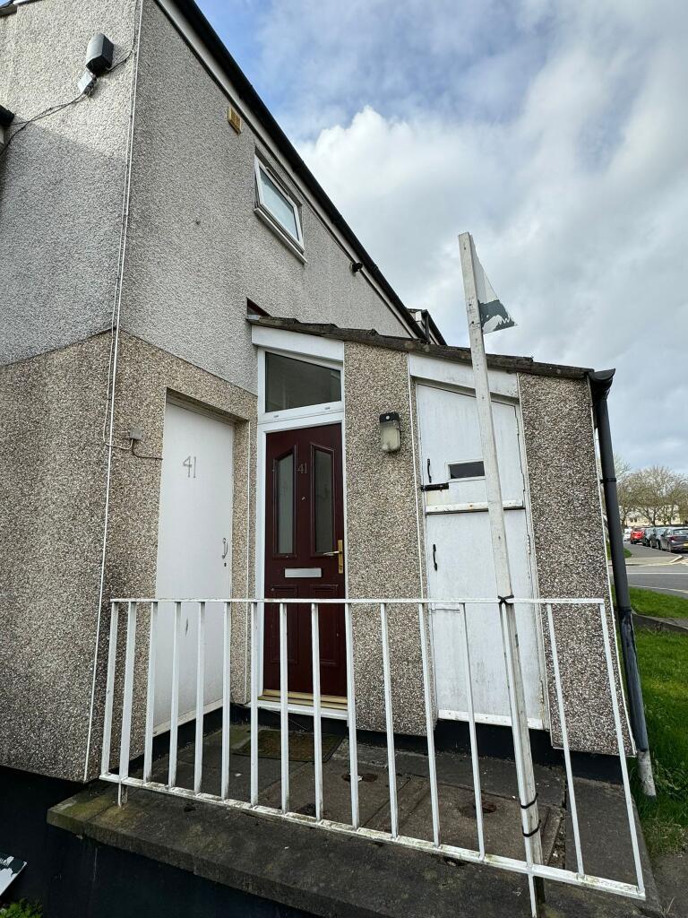 Main image of property: 41 Holborn Approach, LS6