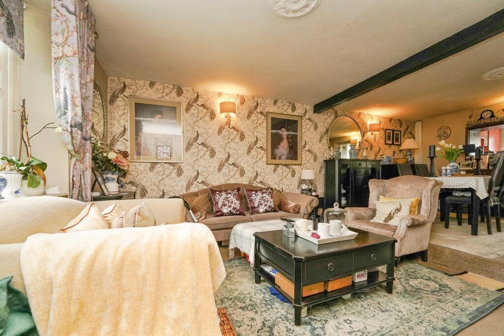 House in Swindon - View 4